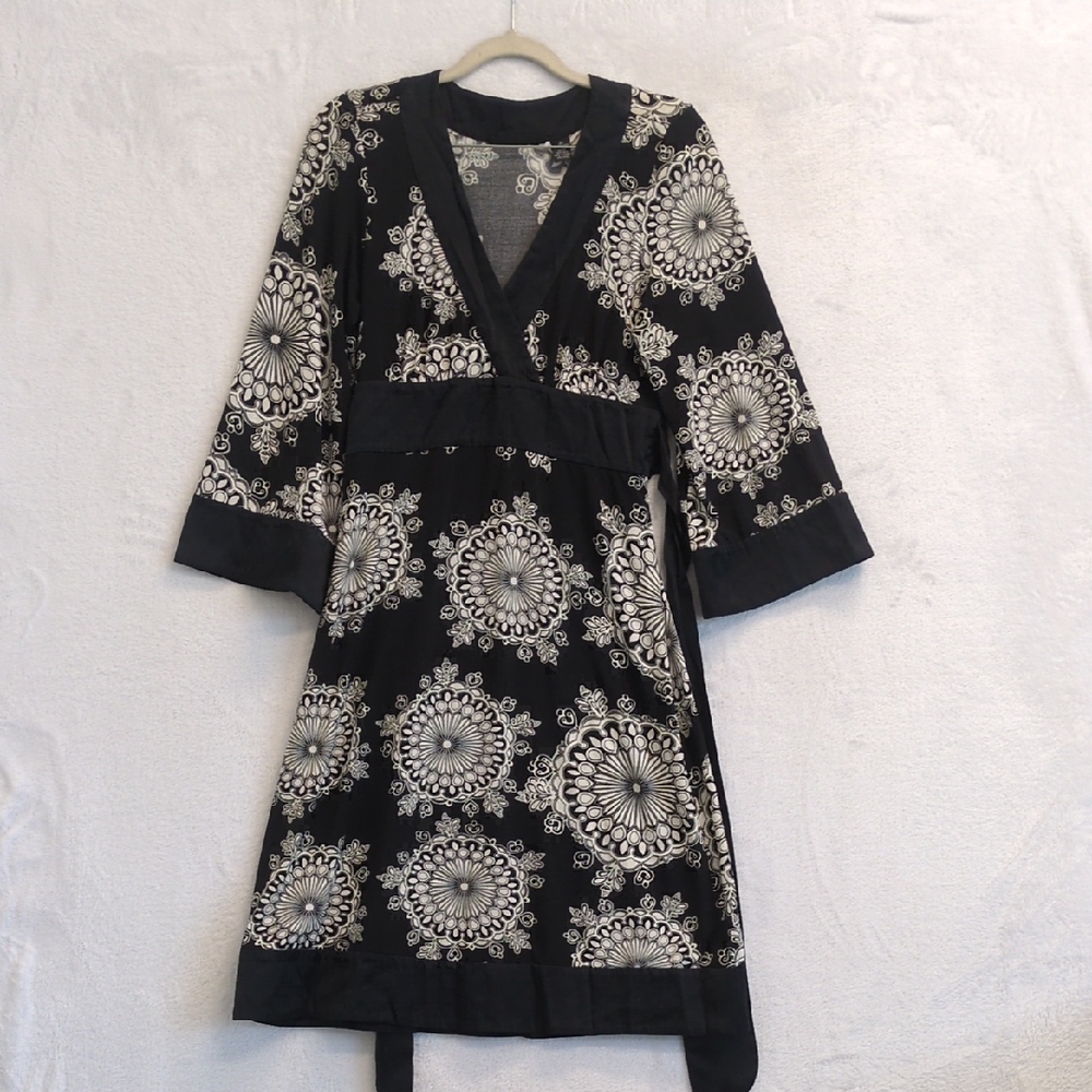 INC Women's‎ Black & White Geometric Kimono Satin Dress Size S
